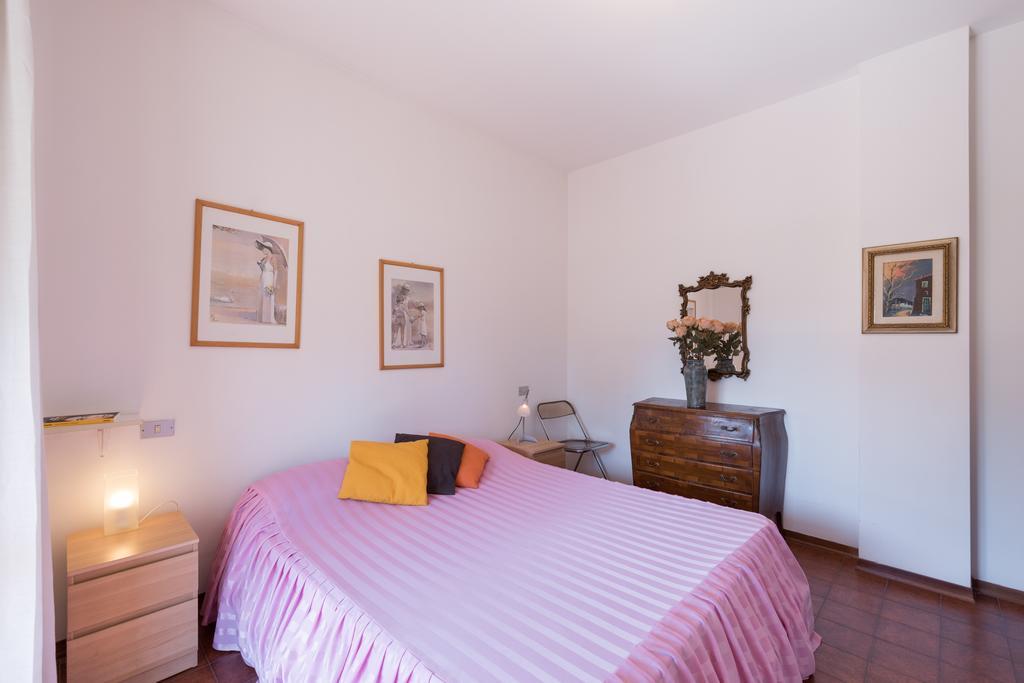 Comfort Beach House Marina di Massa Exterior photo